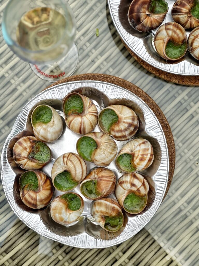 schaaltje escargots met kruidenlookboter