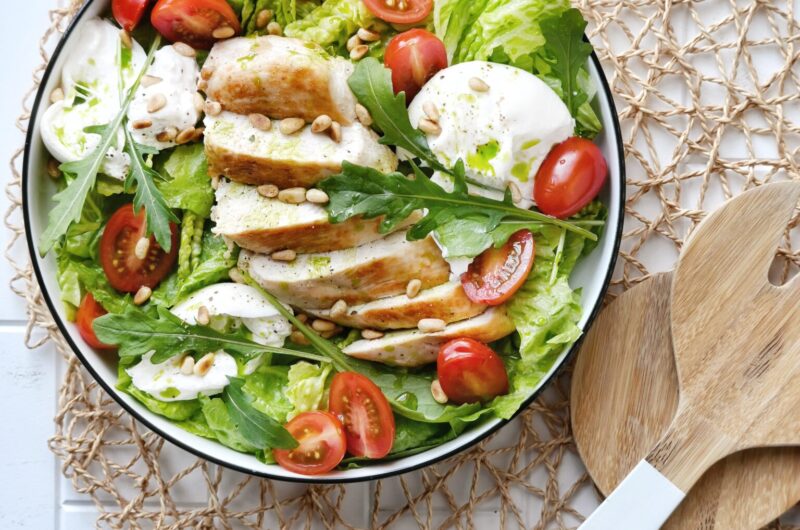 Salade kip-burrata